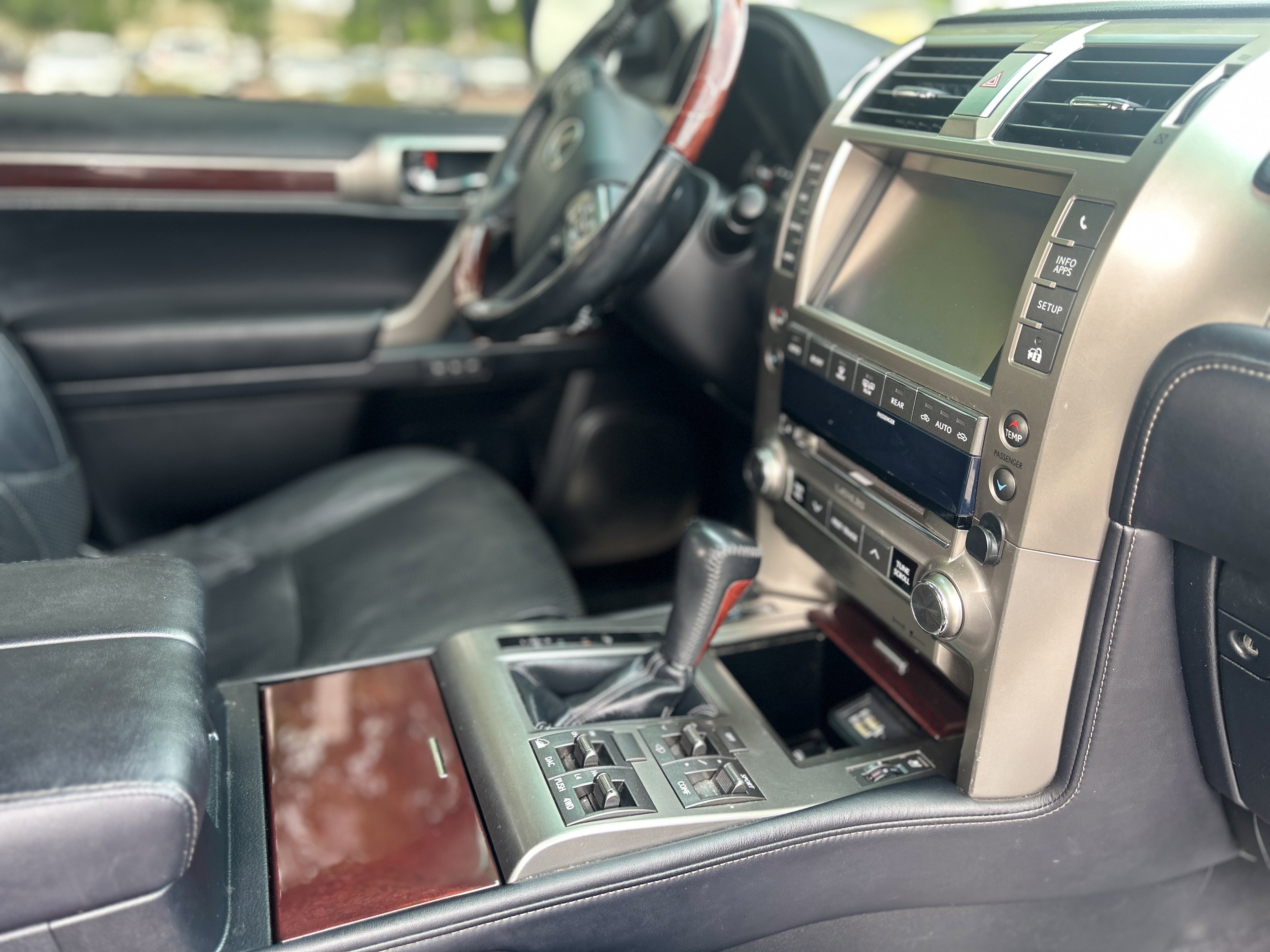 Used 2014 Lexus GX 460 Luxury AWD/4WD image 19