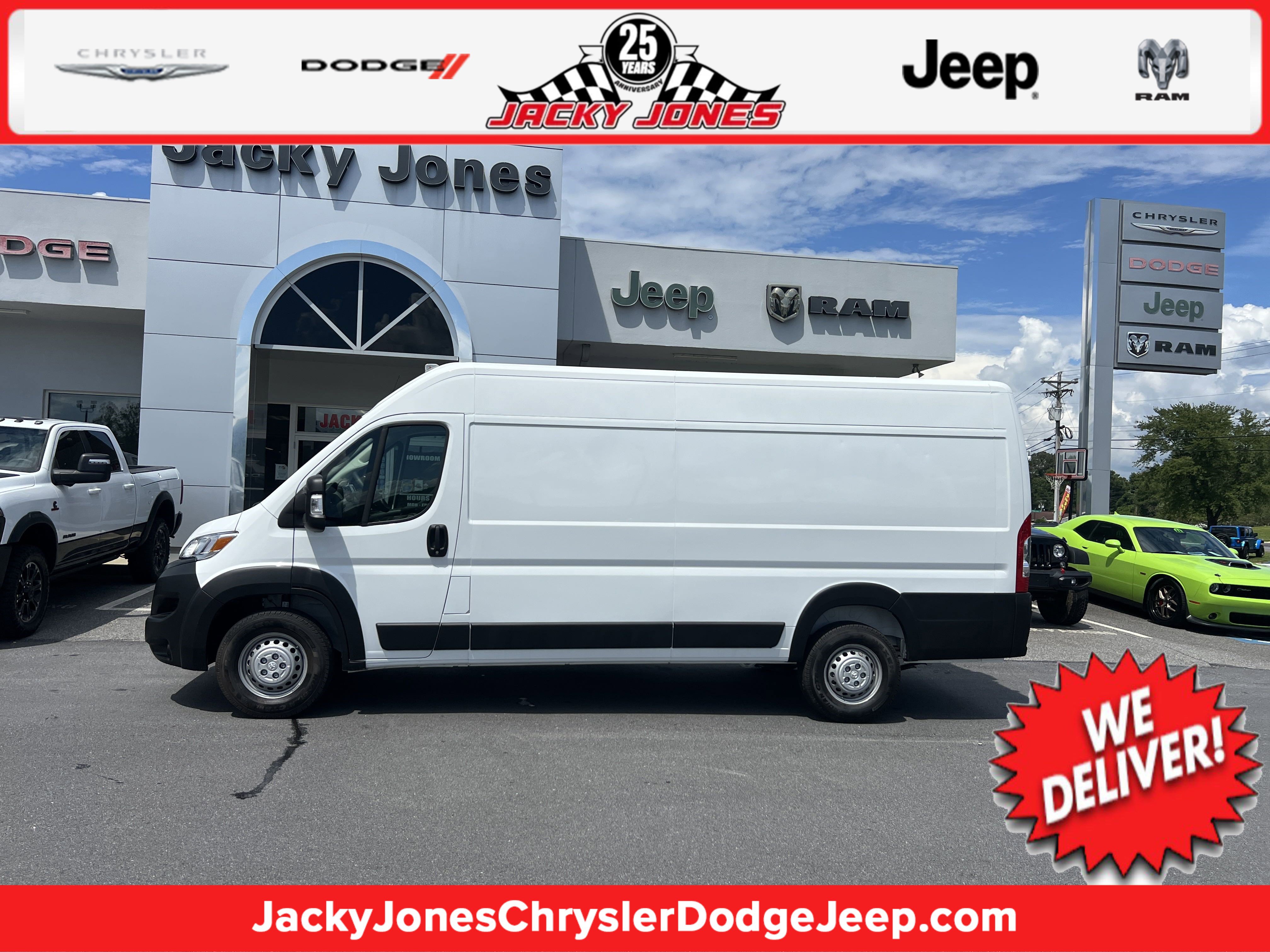 Used 2025 RAM ProMaster 3500 w/ Convenience Group image 1