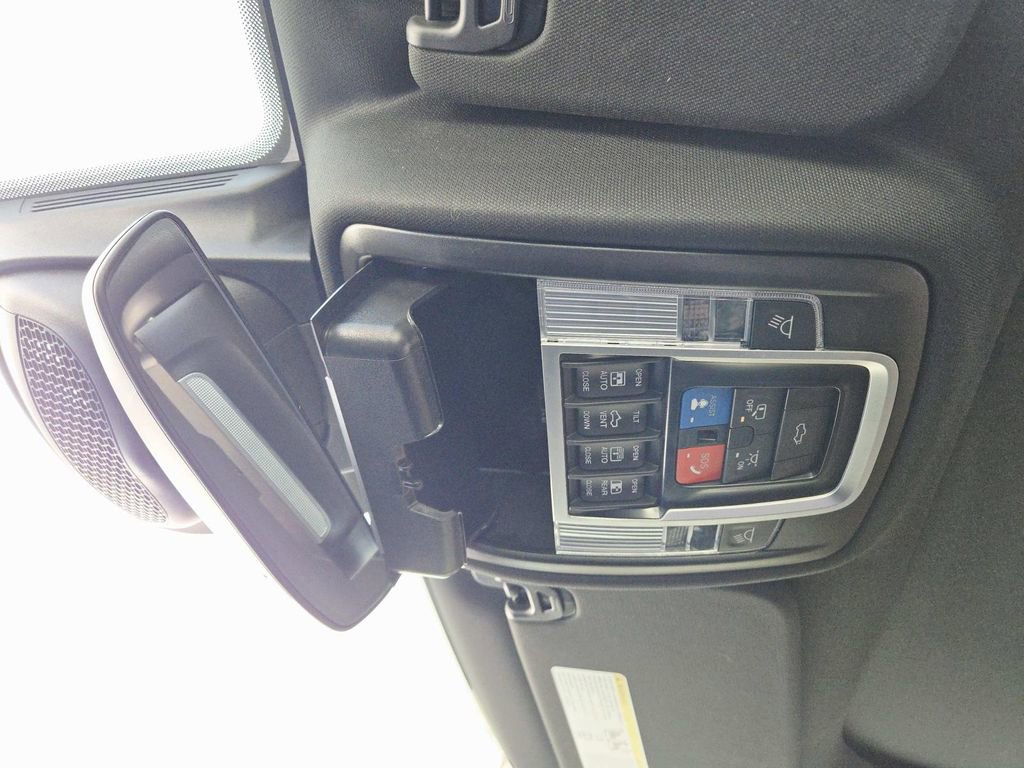 Used 2023 RAM 1500 Laramie image 33