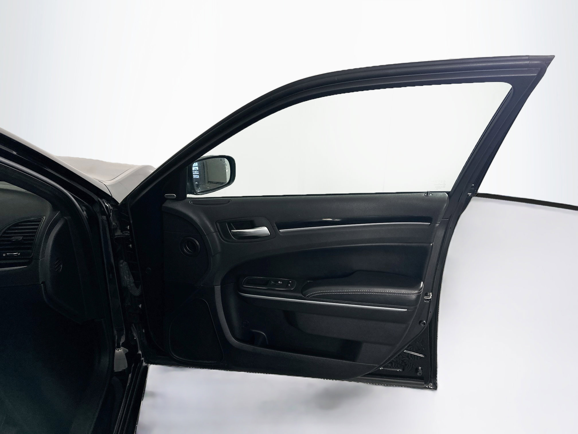 Used 2021 Chrysler 300 S RWD image 30