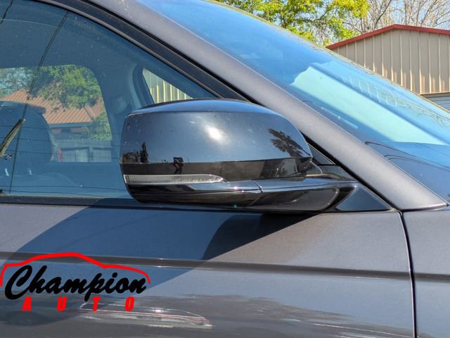 Used 2023 Jeep Grand Cherokee L Limited w/ Black Appearance Package image 14