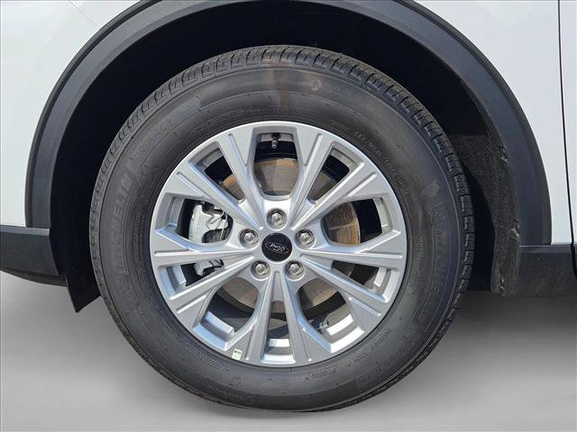 New 2026 Ford Escape Active w/ Cold Weather Package FWD image 10
