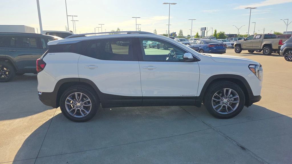 Used 2023 GMC Terrain SLT w/ LPO, Floor Liner Package image 6