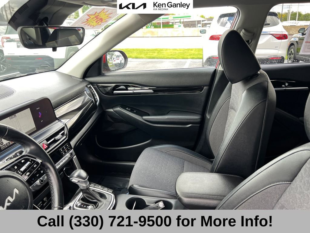 Certified 2024 Kia Seltos S AWD/4WD image 42