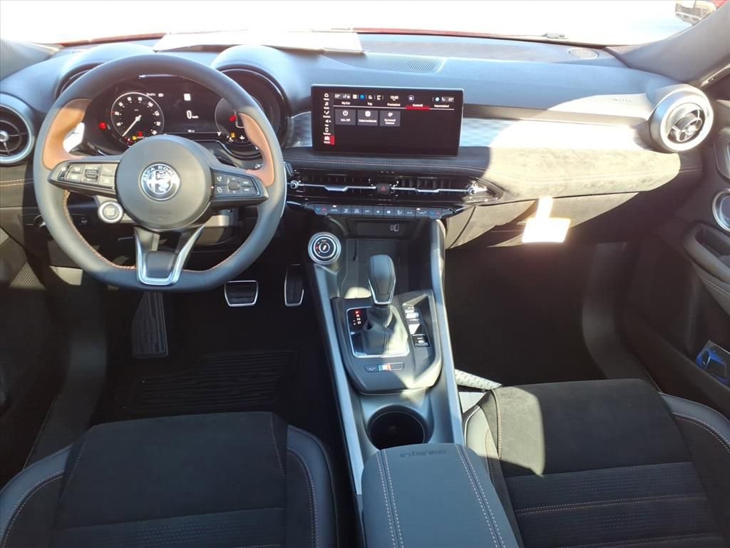 New 2025 Alfa Romeo Tonale AWD/4WD image 12