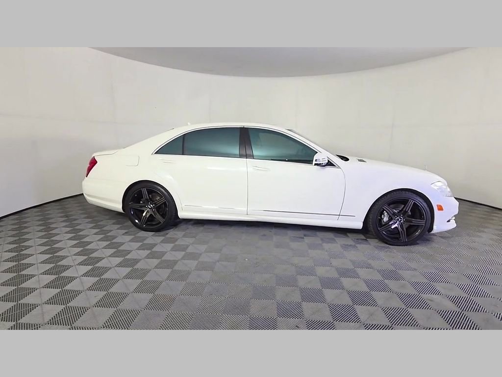 Used 2011 Mercedes-Benz S 550 4MATIC image 34