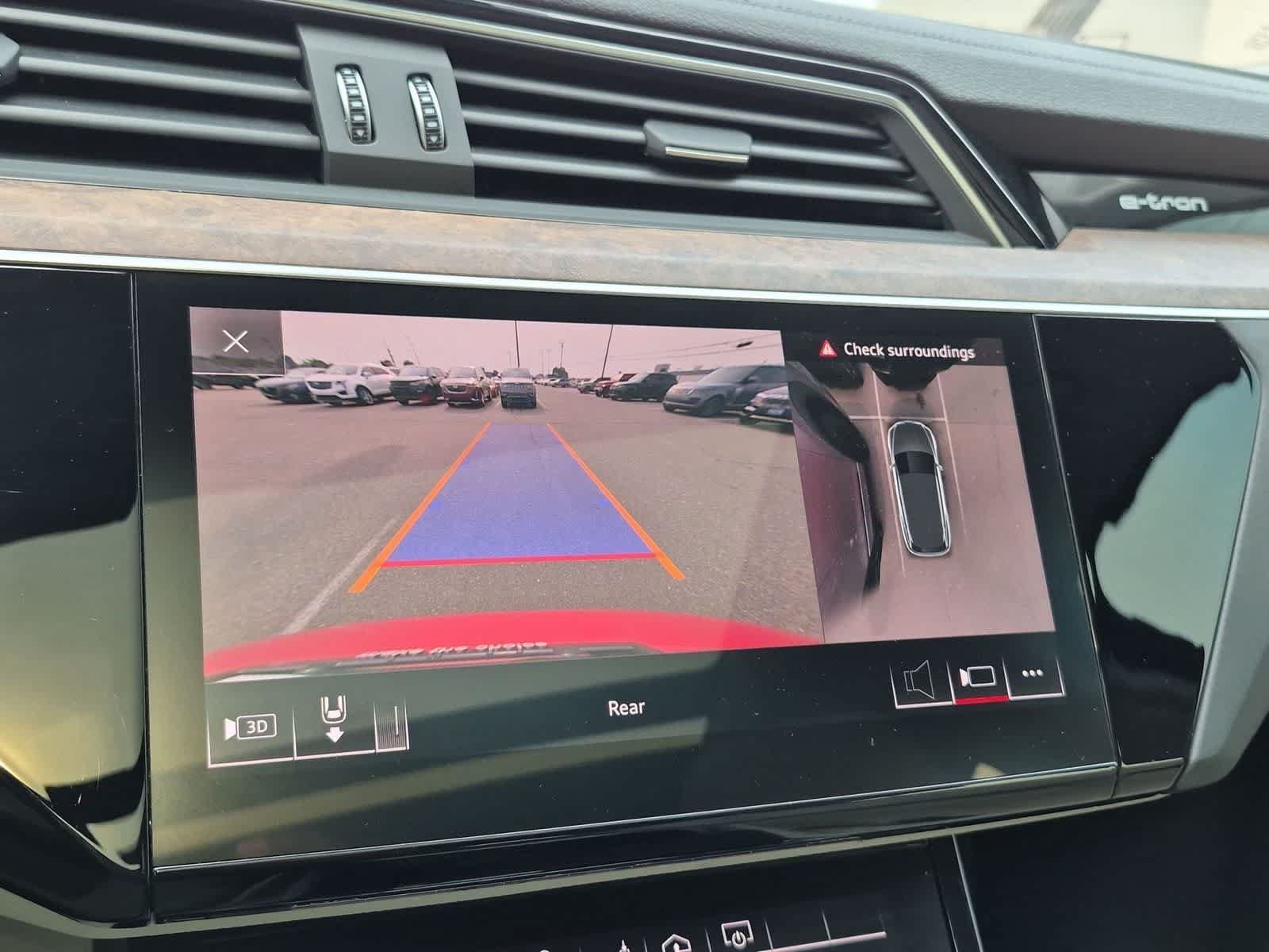 Used 2019 Audi e-tron Premium Plus AWD/4WD image 30