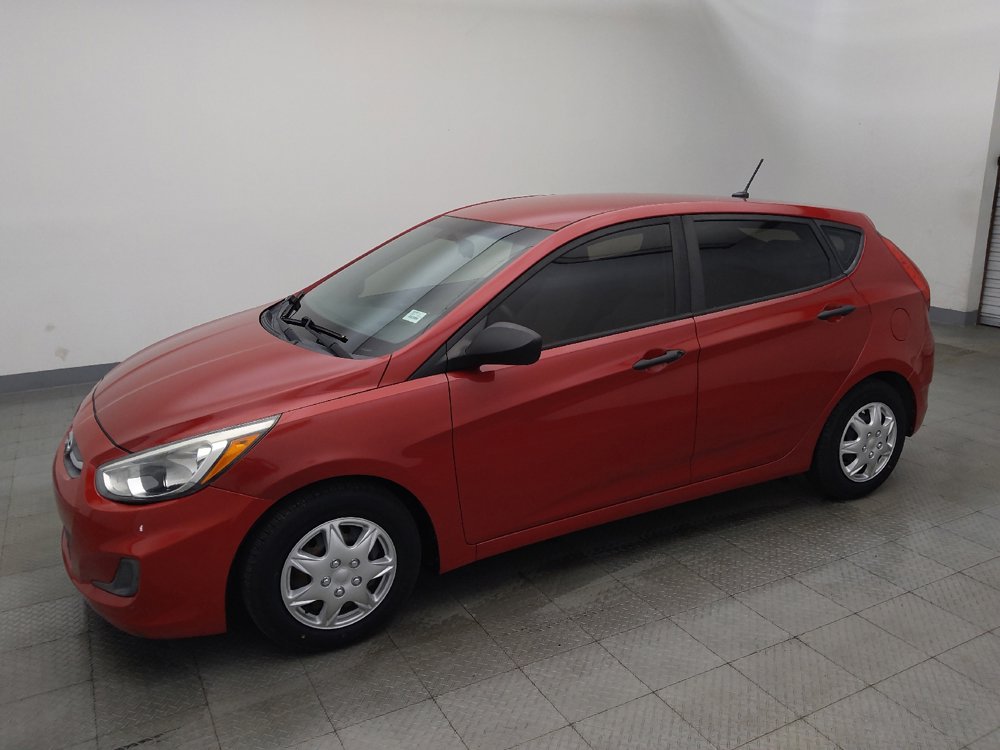 Used 2017 Hyundai Accent SE FWD image 2