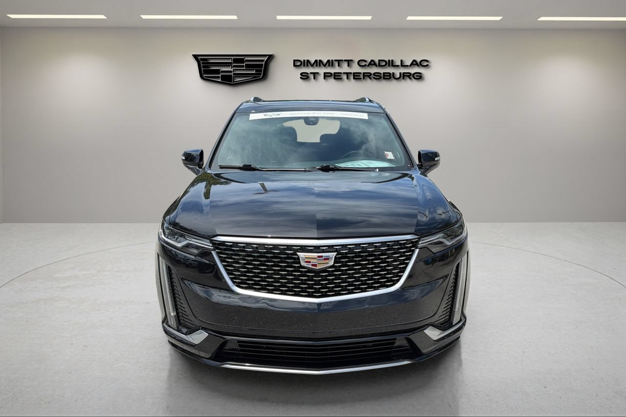 Certified 2023 Cadillac XT6 Premium Luxury FWD image 8