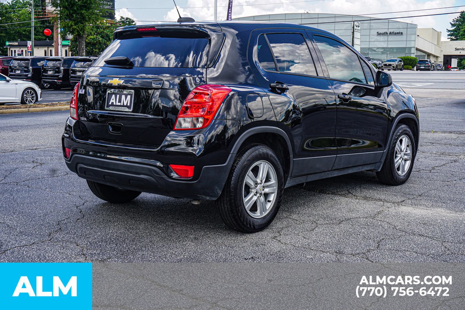 Used 2022 Chevrolet Trax LS w/ Tint and Cruise Package FWD image 6