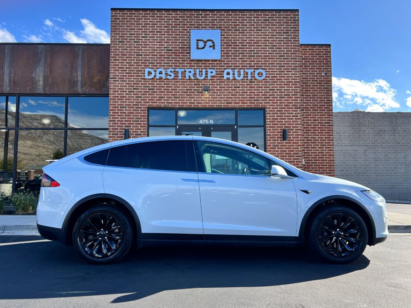 Used 2021 Tesla Model X Long Range image 7