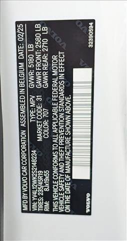 Used 2025 Volvo V60 B5 Cross Country Plus image 26