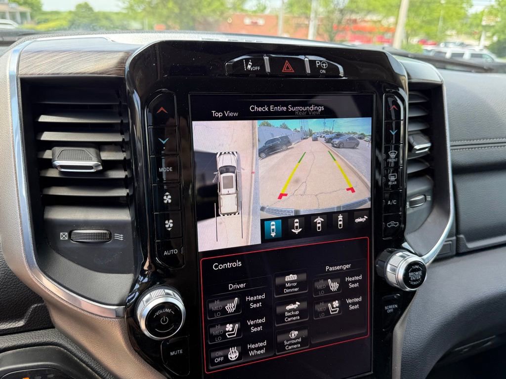 Used 2019 RAM 1500 Laramie AWD/4WD image 22