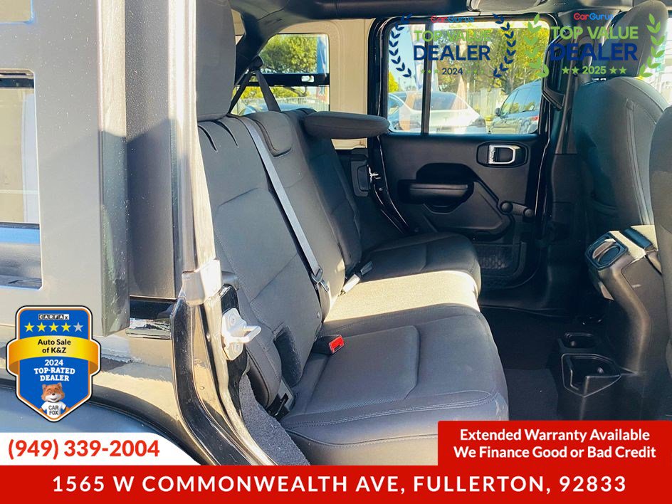 Used 2018 Jeep Wrangler Unlimited Sport image 23