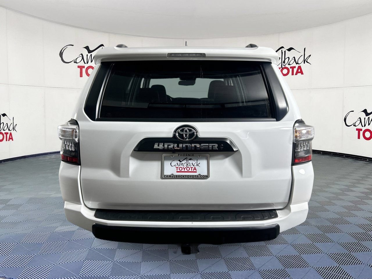 Used 2024 Toyota 4Runner TRD Off-Road Premium w/ Moonroof Package AWD/4WD image 6