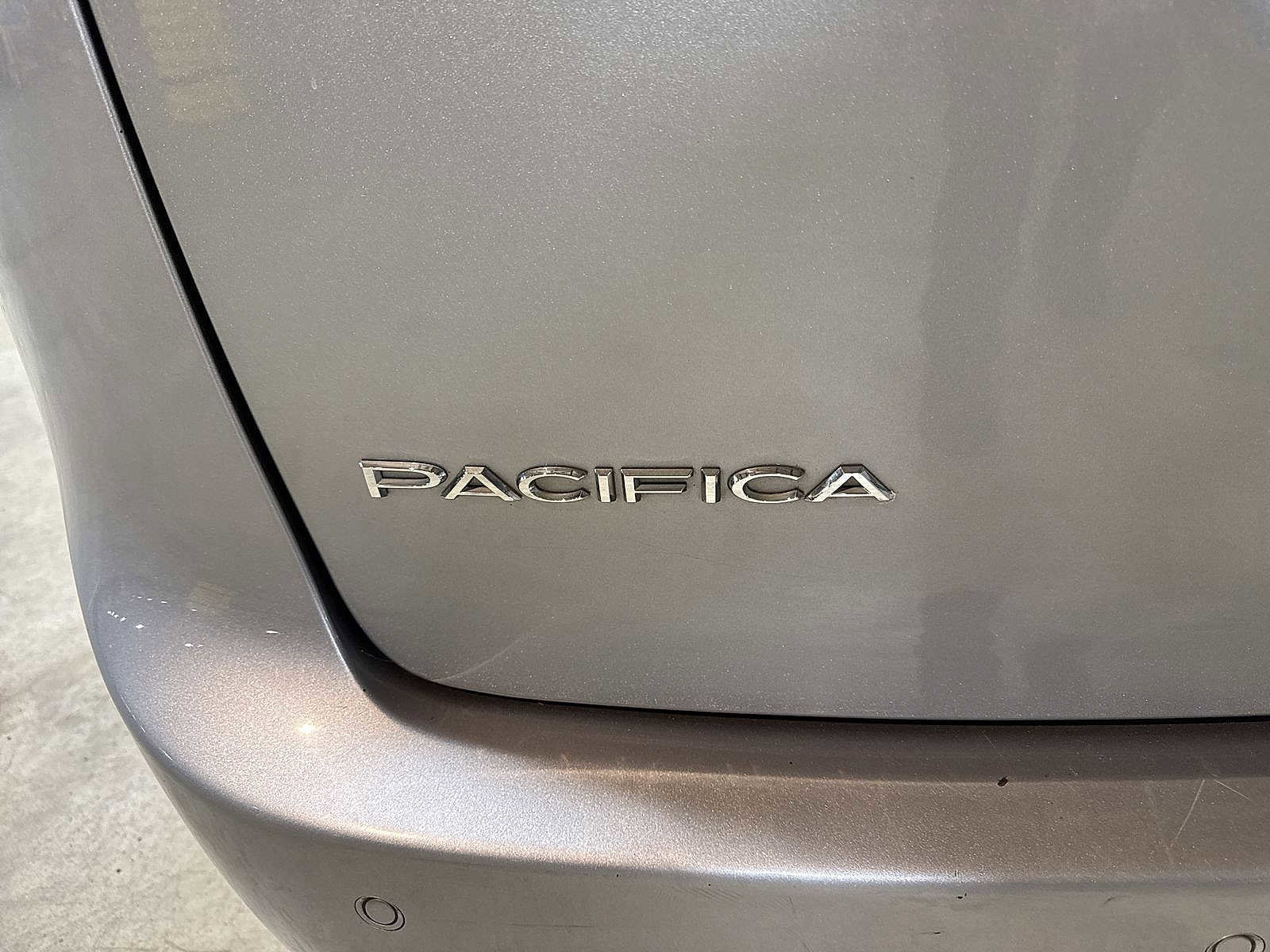 Used 2019 Chrysler Pacifica Limited image 28