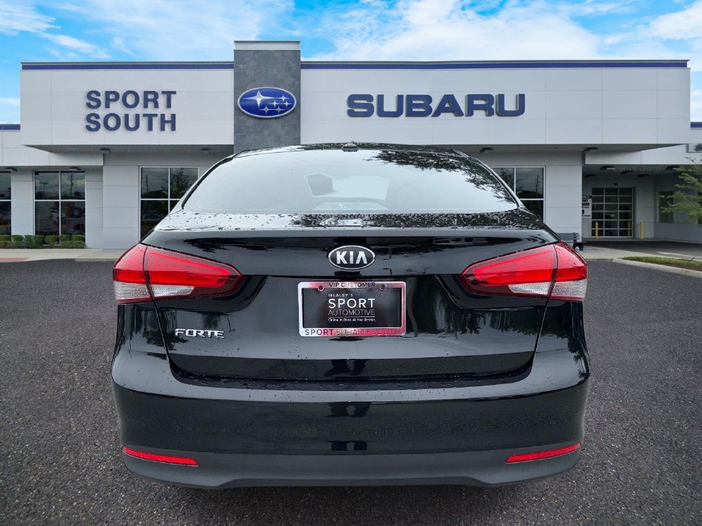 Used 2017 Kia Forte LX FWD image 5