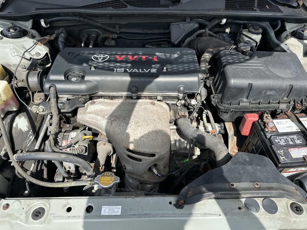Used 2004 Toyota Camry LE FWD image 10
