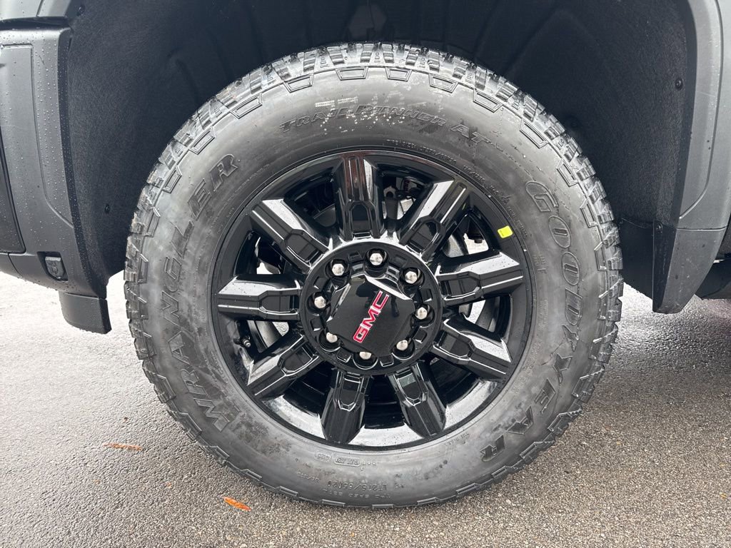 New 2026 GMC Sierra 2500 AT4 w/ AT4 Premium Plus Package image 35