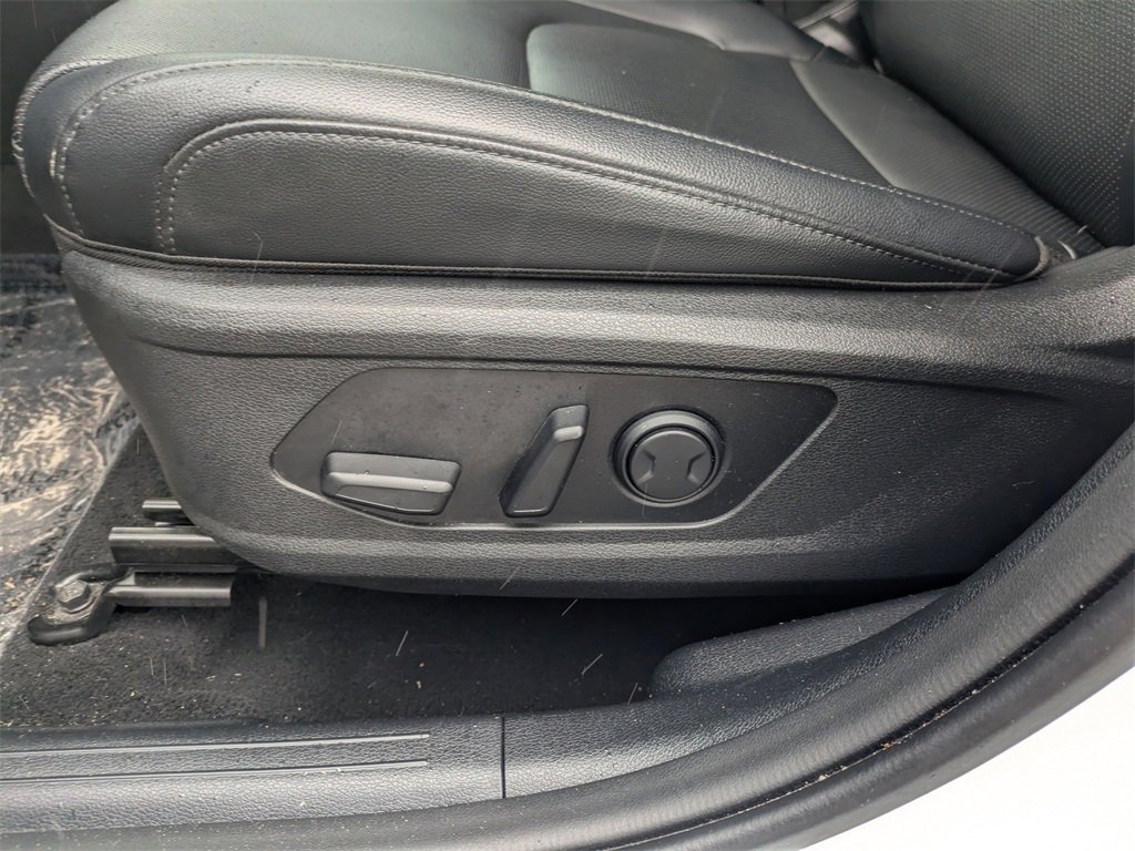 Used 2023 Kia Sportage EX image 24