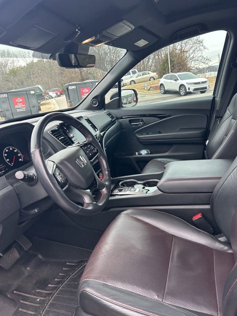 Used 2024 Honda Ridgeline Black Edition image 12