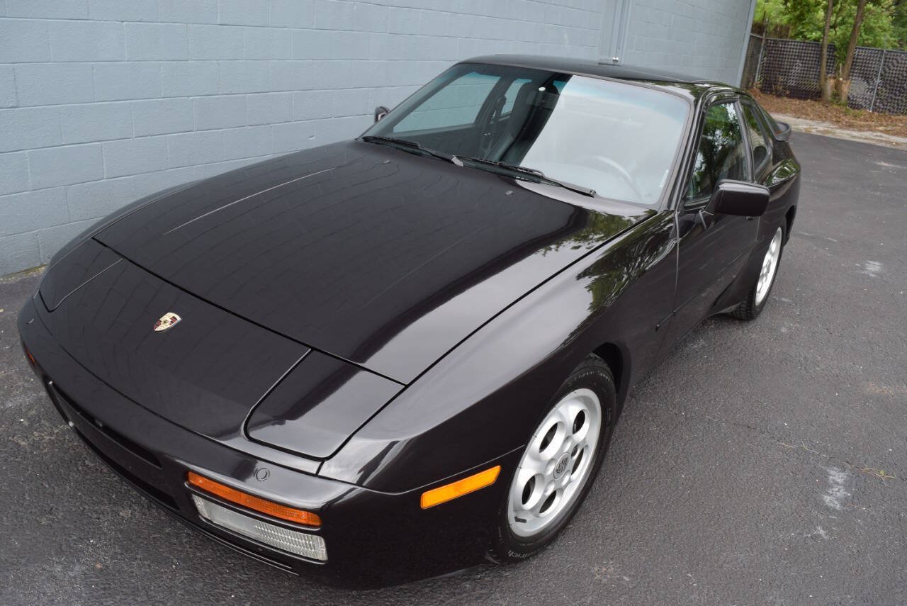 Used 1988 Porsche 944 Turbo RWD image 7
