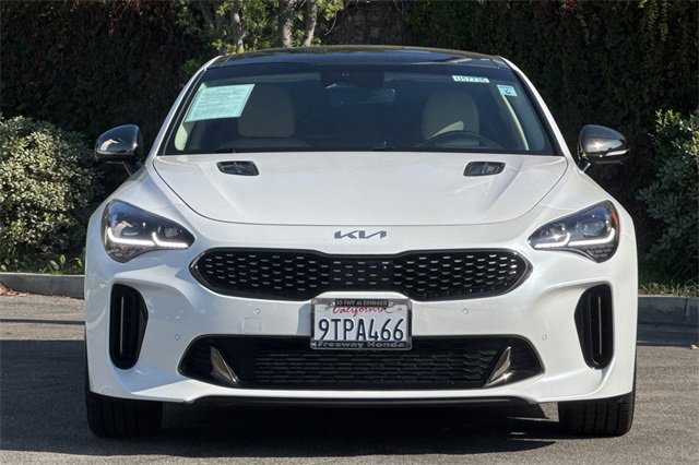 Used 2022 Kia Stinger GT2 image 9