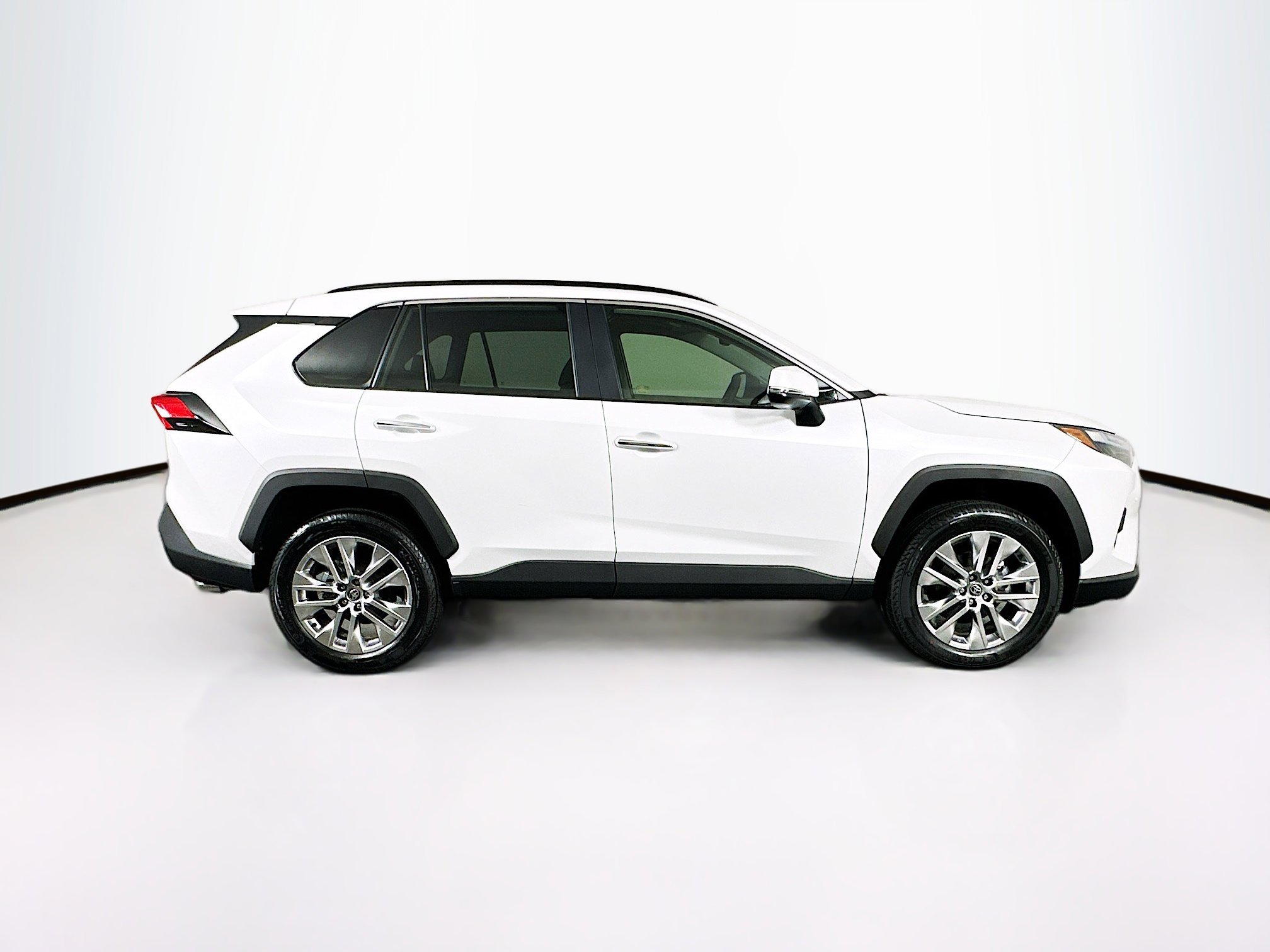 Used 2025 Toyota RAV4 Limited w/ Weather Package image 10