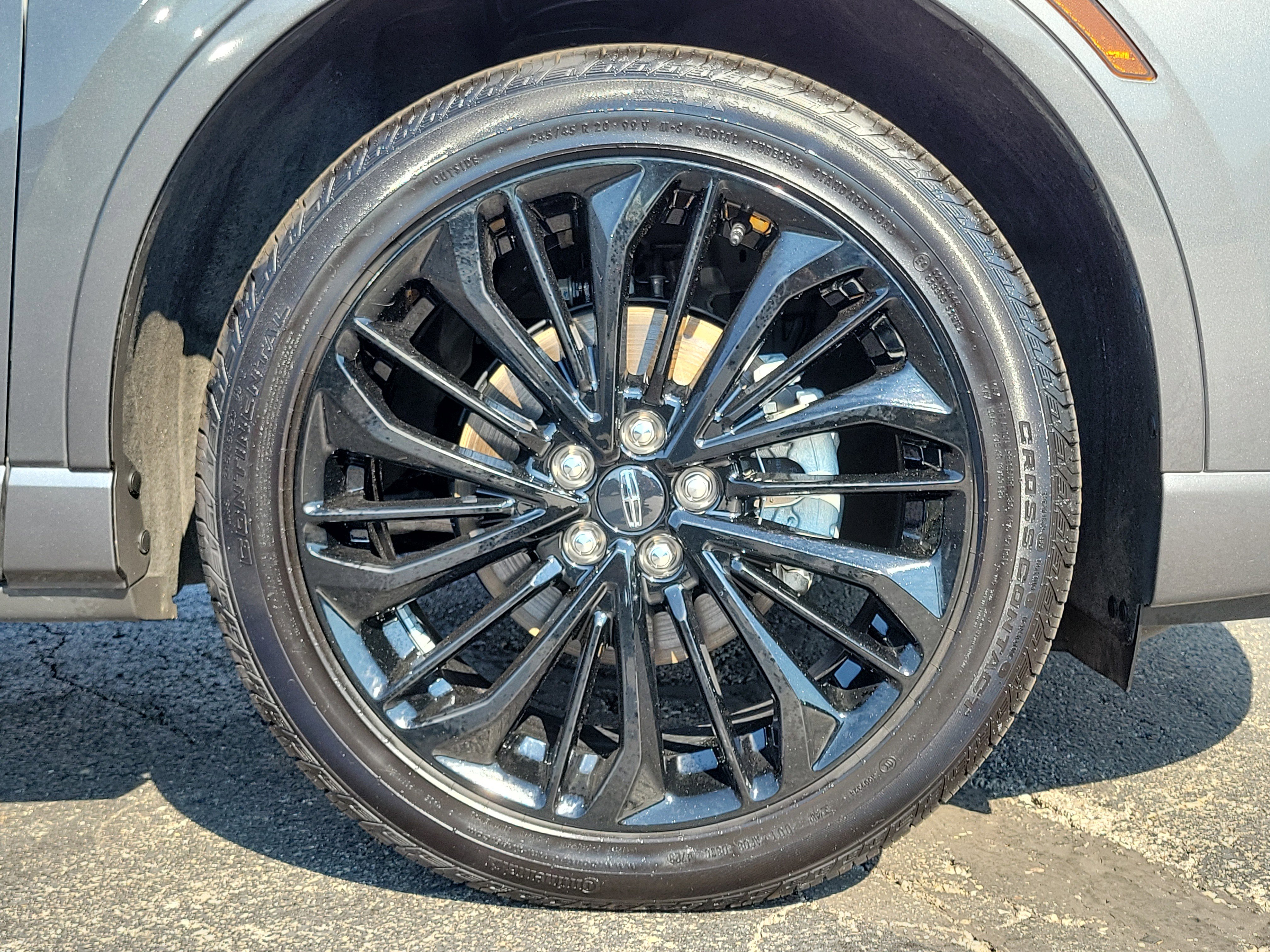 Certified 2024 Lincoln Corsair AWD w/ Equipment Group 101A image 9