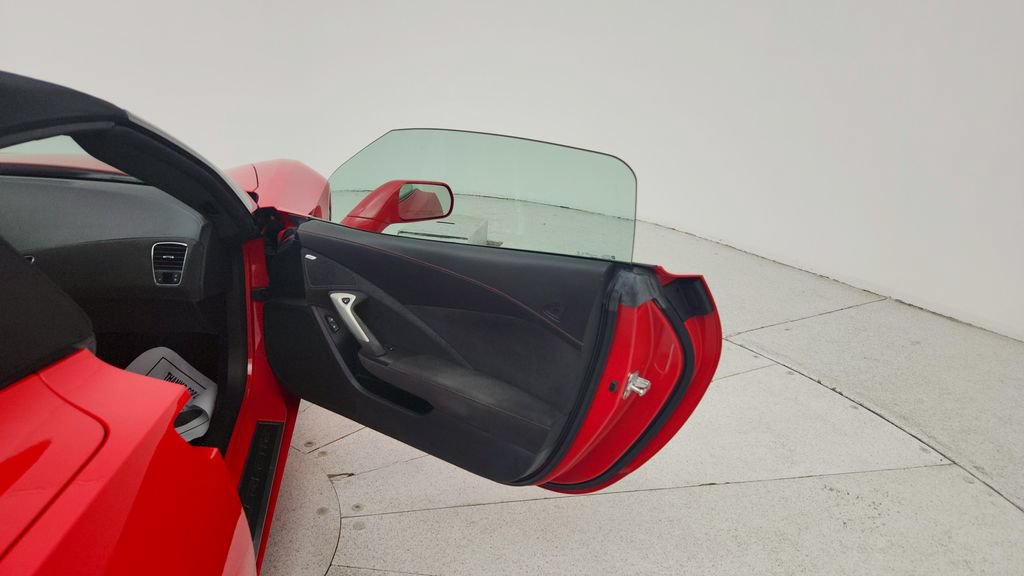 Used 2019 Chevrolet Corvette Stingray Convertible w/ 3LT Preferred Equipment Group RWD image 23