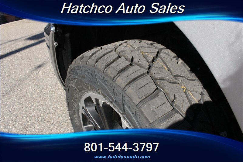 Used 2015 RAM 2500 Tradesman w/ Chrome Appearance Group AWD/4WD image 12
