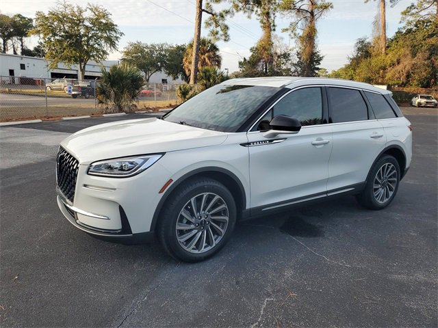 Used 2024 Lincoln Corsair Reserve w/ Rear Removable Package Tray video 3