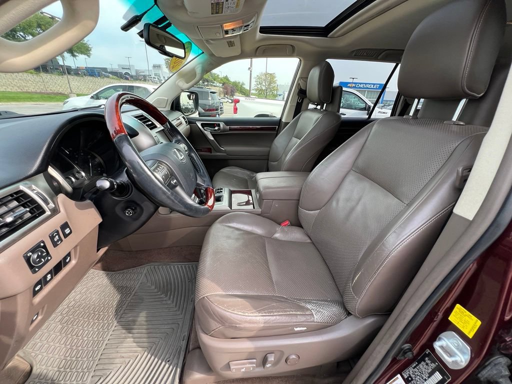 Used 2011 Lexus GX 460 Premium AWD/4WD image 16