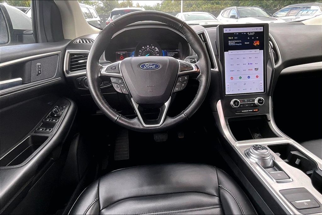 Used 2024 Ford Edge SEL AWD/4WD image 8