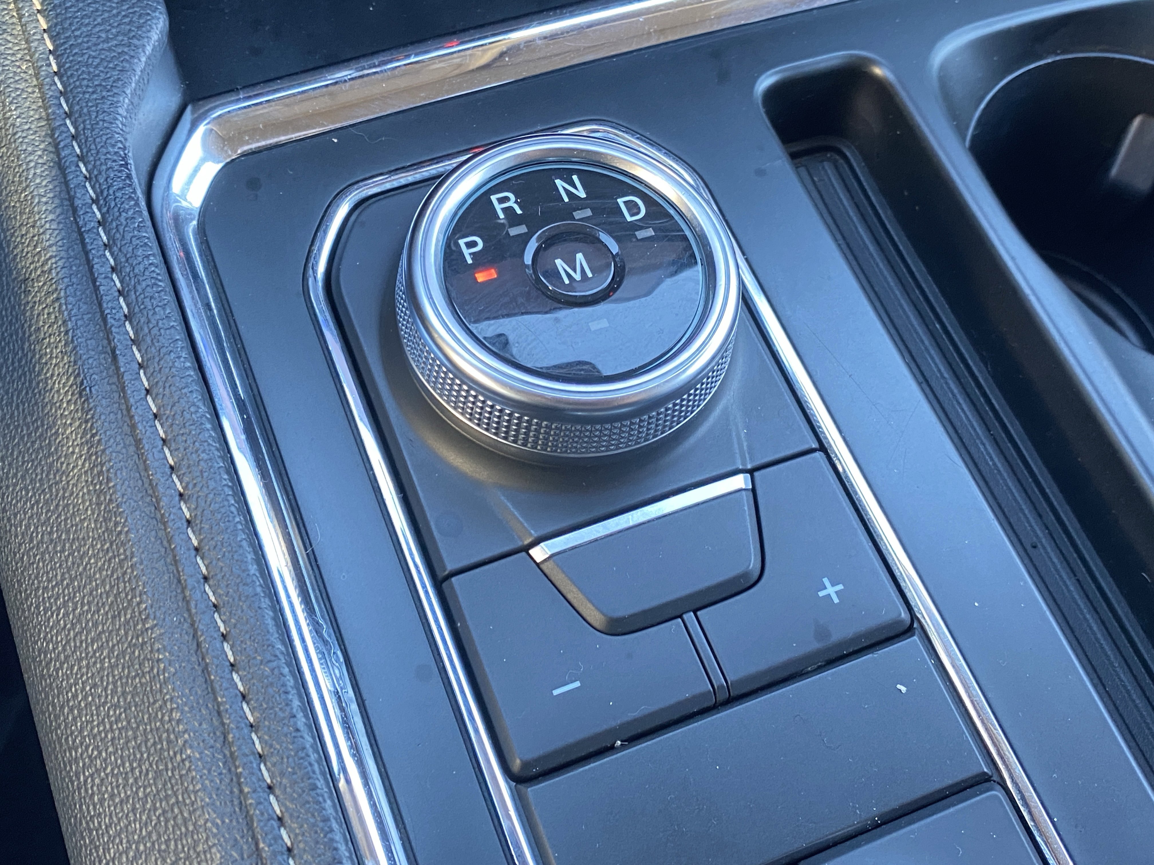 Used 2024 Ford Expedition XLT image 23