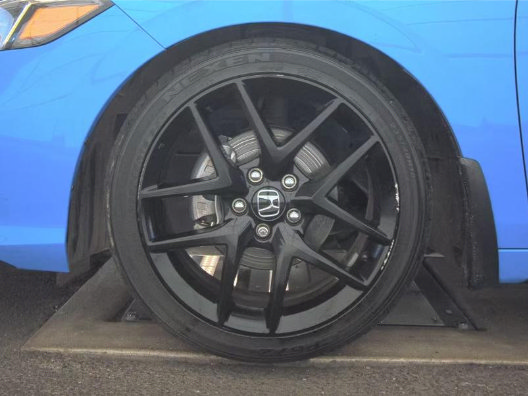 Used 2025 Honda Civic Sport image 4