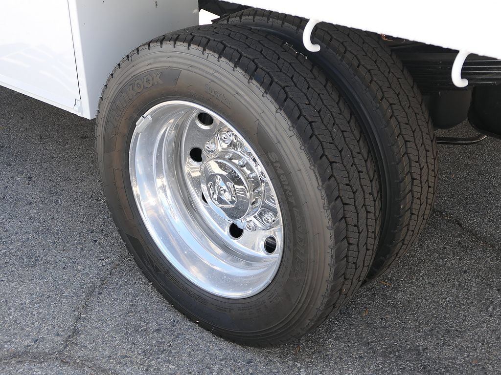New 2026 RAM 5500 Tradesman w/ Chrome Appearance Group AWD/4WD image 11