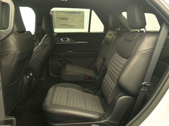 New 2026 Ford Explorer ST-Line w/ ST-Line Street Pack image 10