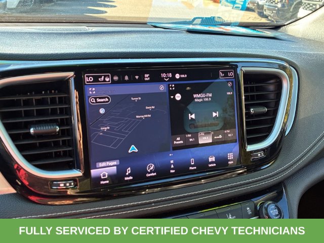 Used 2025 Chrysler Pacifica Limited FWD image 29