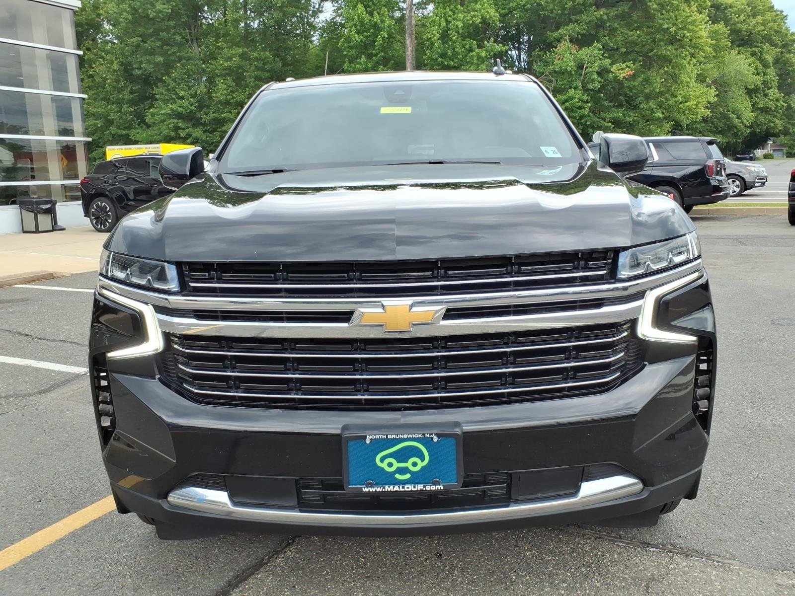 Certified 2021 Chevrolet Suburban LT AWD/4WD image 2