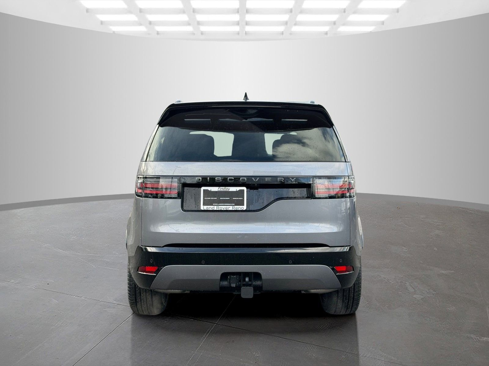 New 2026 Land Rover Discovery Dynamic SE image 6