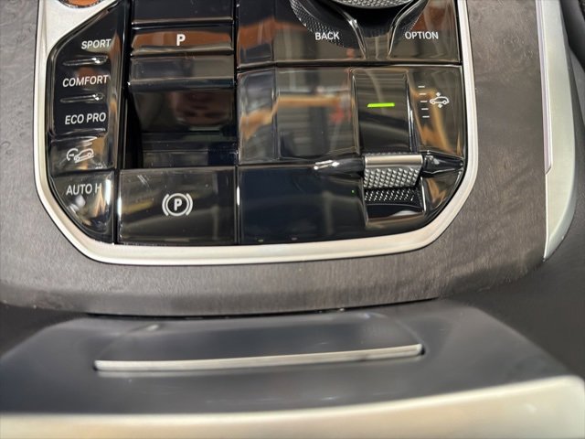 Used 2024 BMW X7 xDrive40i image 44