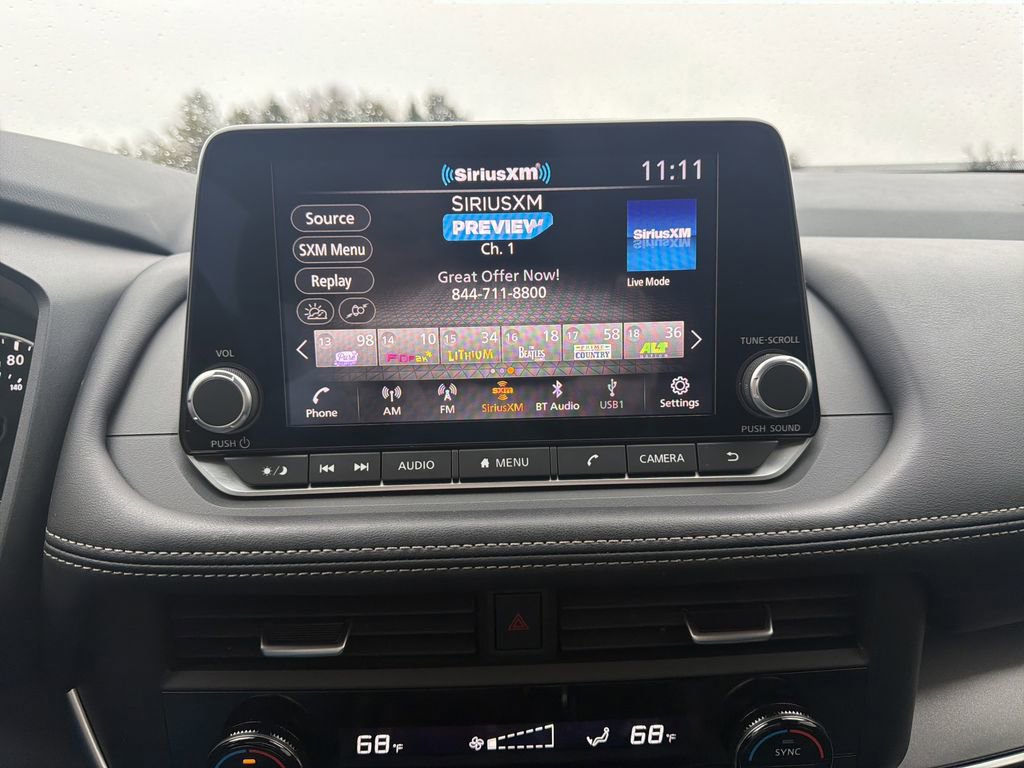 Used 2024 Nissan Rogue SV image 7