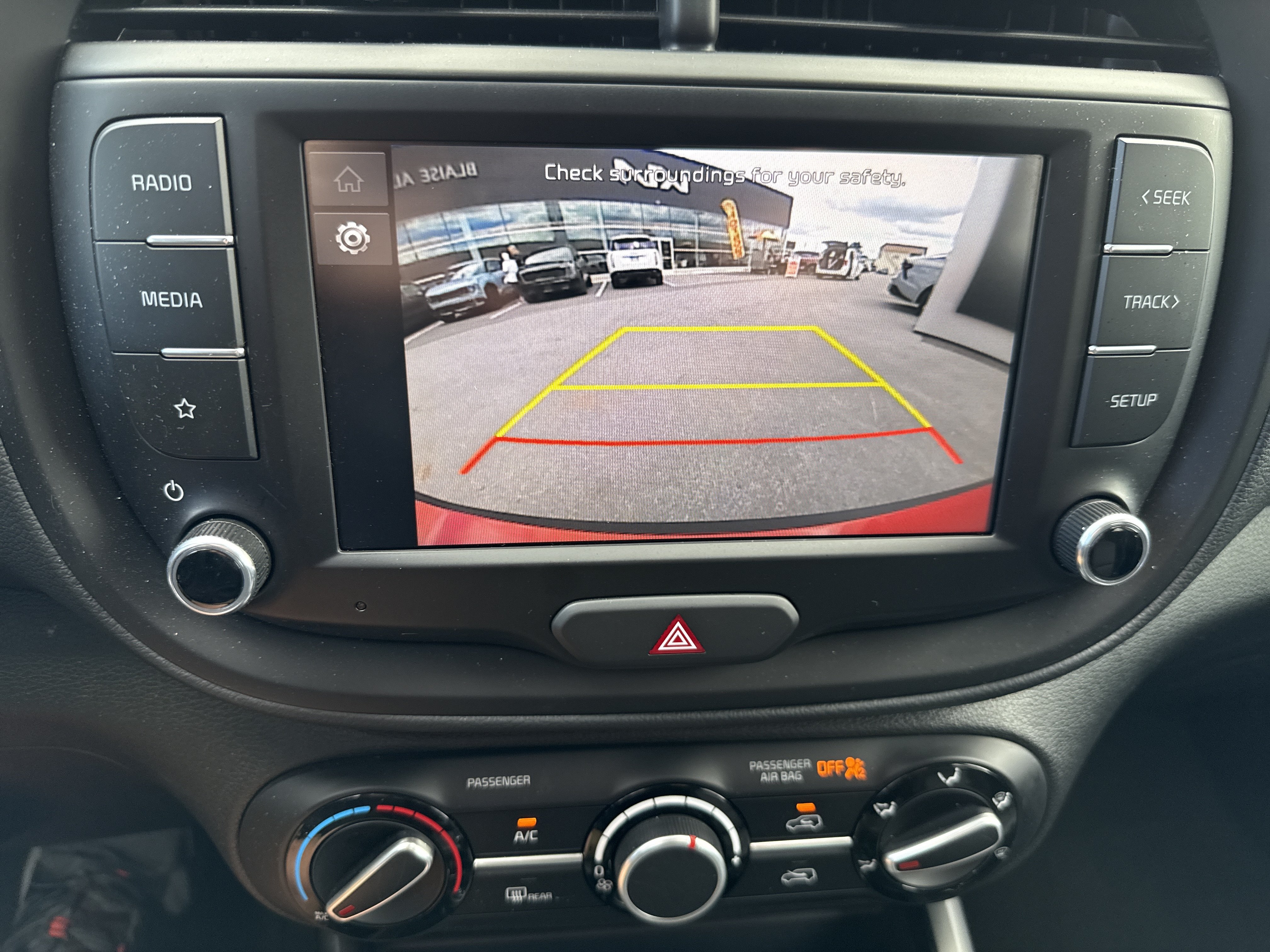 Certified 2025 Kia Soul LX w/ LX Technology Package FWD image 26