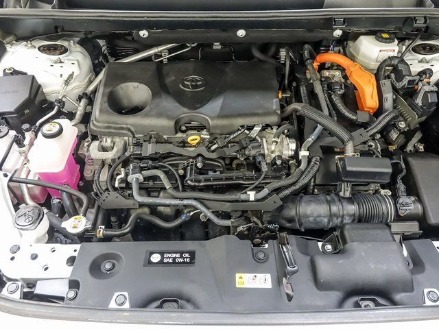 Certified 2022 Toyota RAV4 LE w/ Carpet Mat Package (TMS) image 28