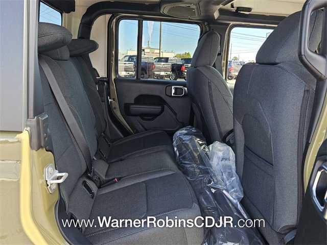 New 2025 Jeep Gladiator Sport image 14