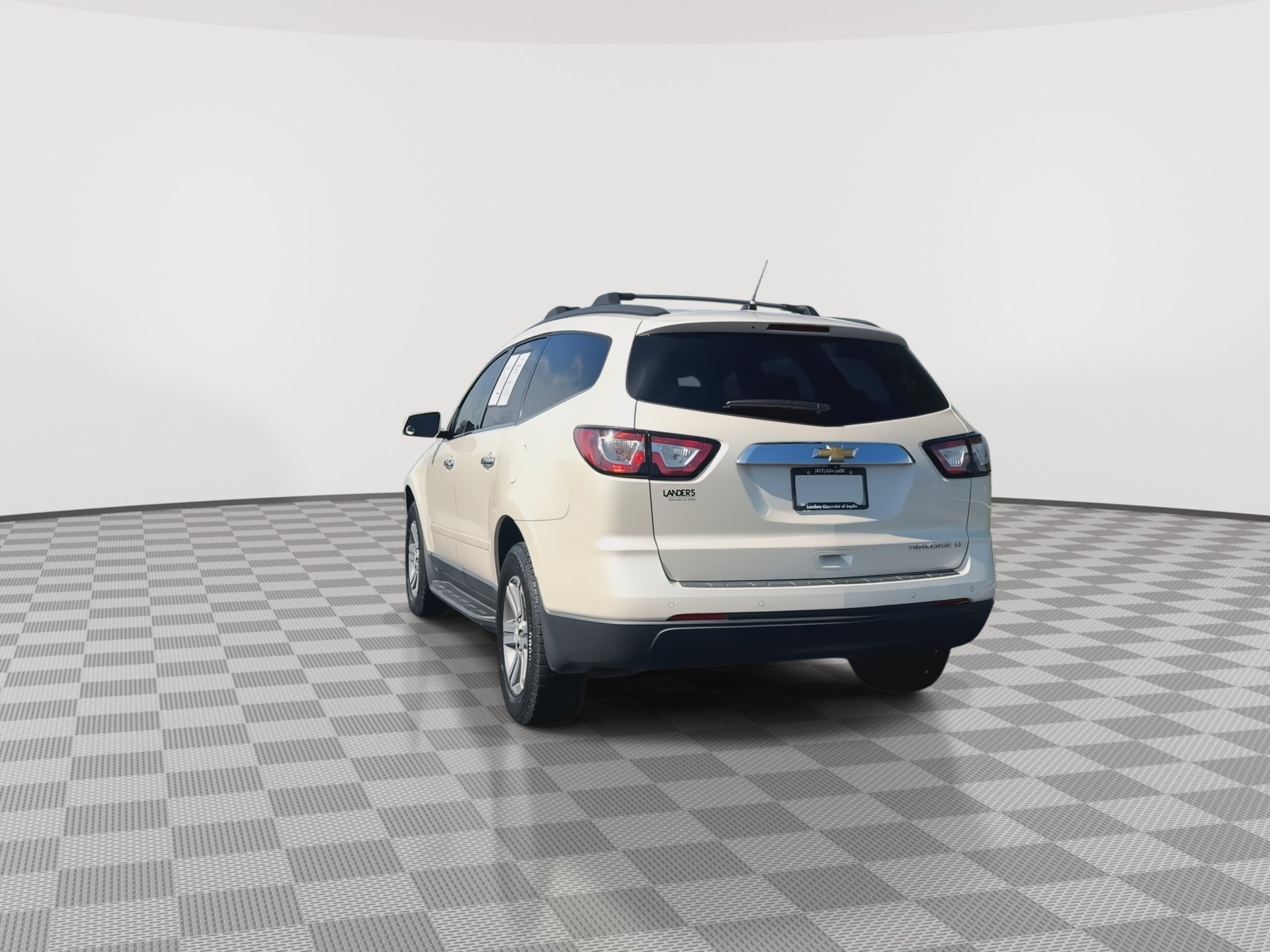 Used 2015 Chevrolet Traverse LT FWD image 7