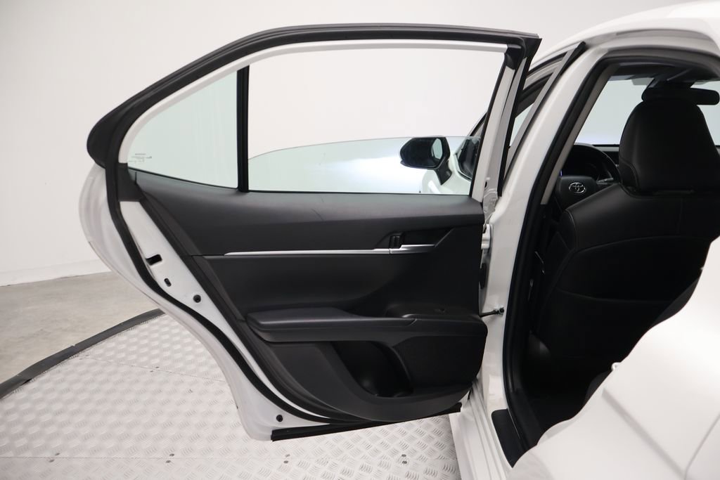 Certified 2024 Toyota Camry SE FWD image 21