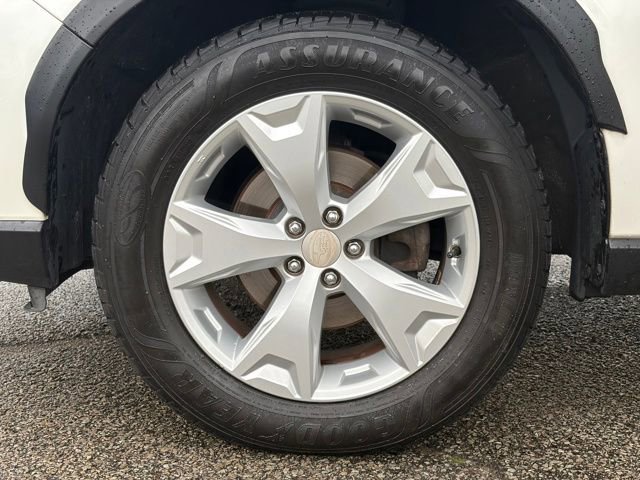 Used 2015 Subaru Forester 2.5i Premium w/ All-Weather Package image 14