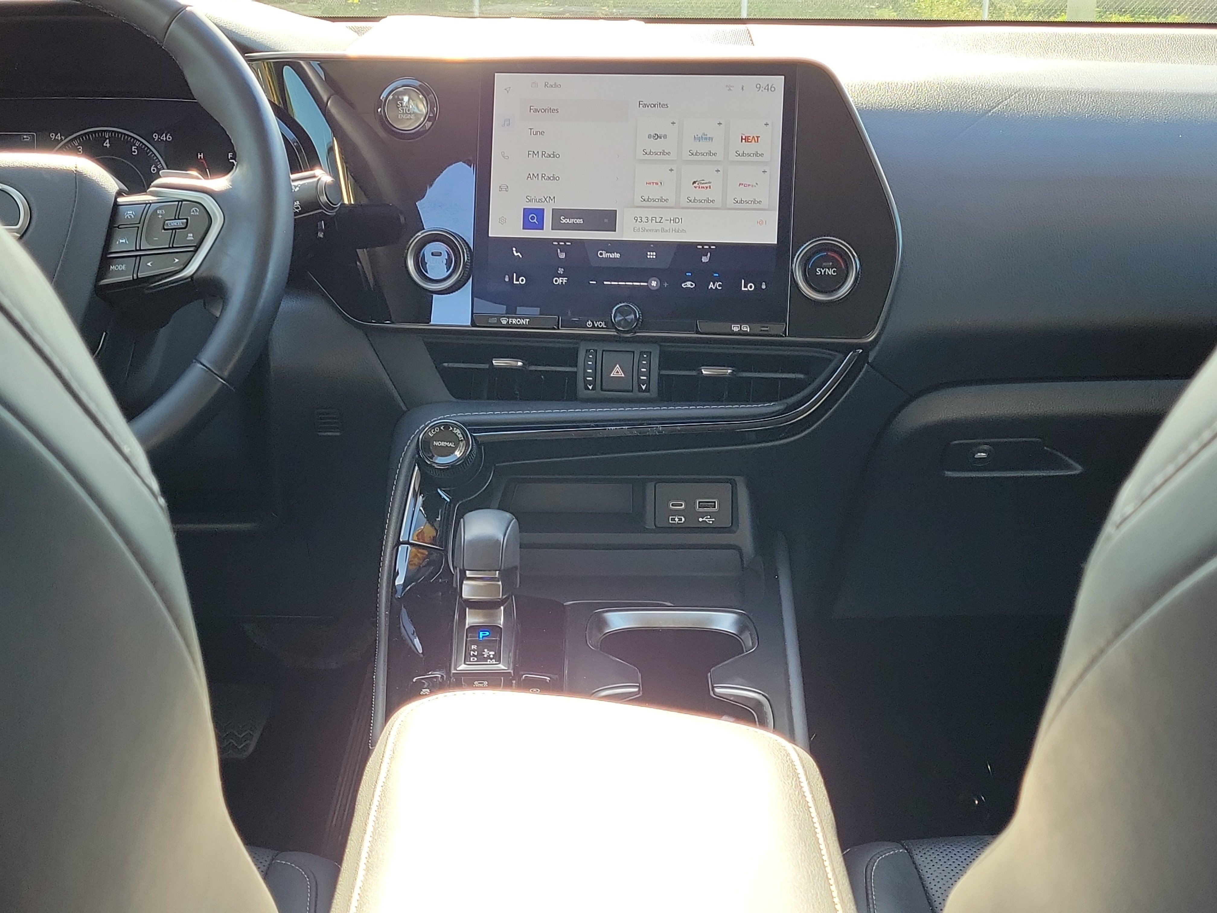 Used 2023 Lexus NX 250 FWD w/ Towing Package (2000 Lbs) image 16